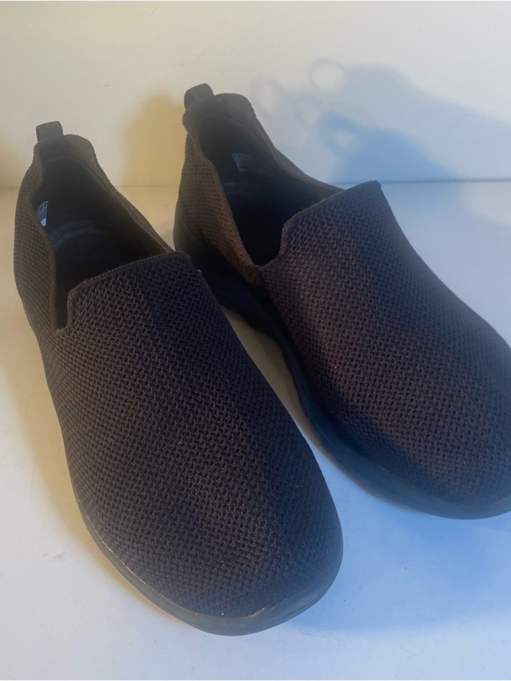 Skechers GOwalk Slip On Black Mesh Sneakers Size 9